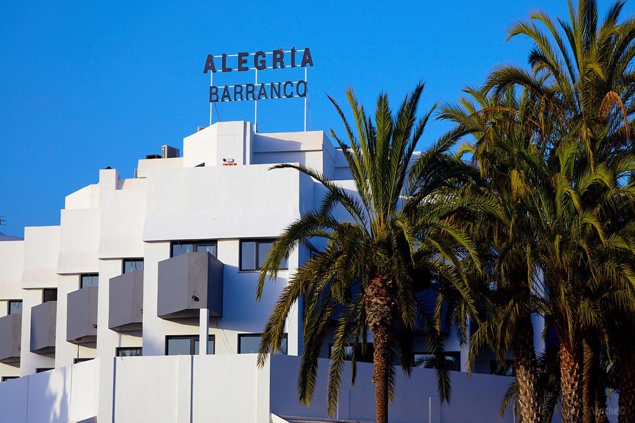 プラヤ・デ・ラス・アメリカス Alegria Barrancoアパートホテル エクステリア 写真